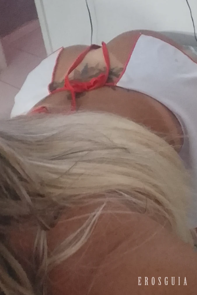 stories-slider-content