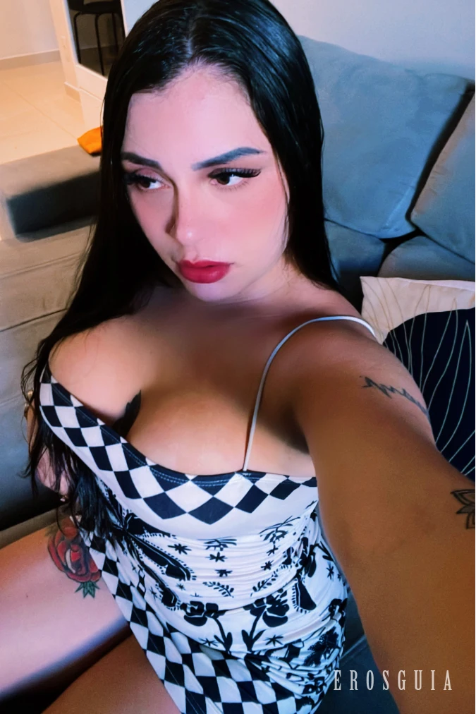 stories-slider-content