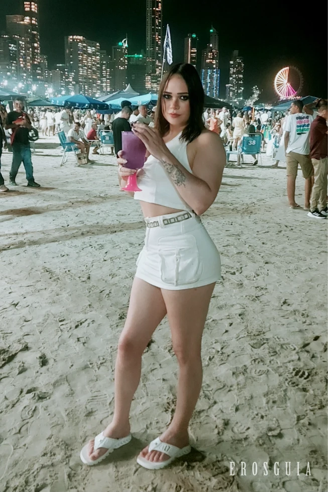 stories-slider-content