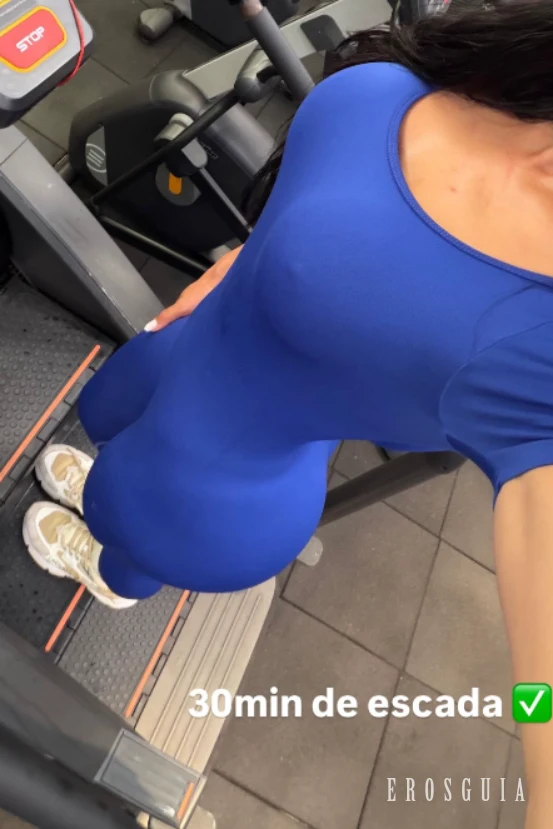 stories-slider-content