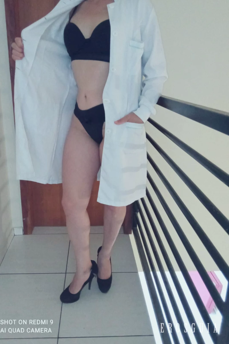 stories-slider-content