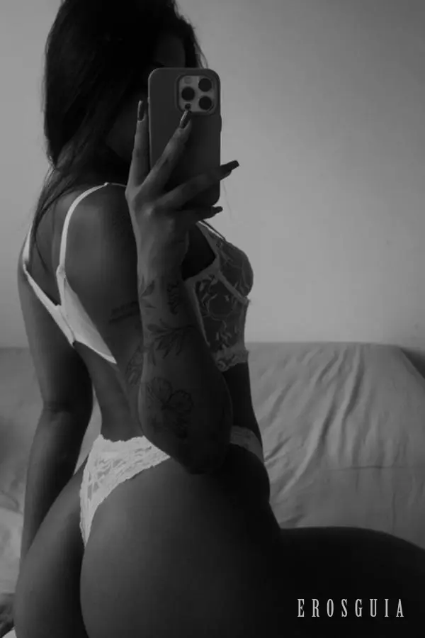 stories-slider-content