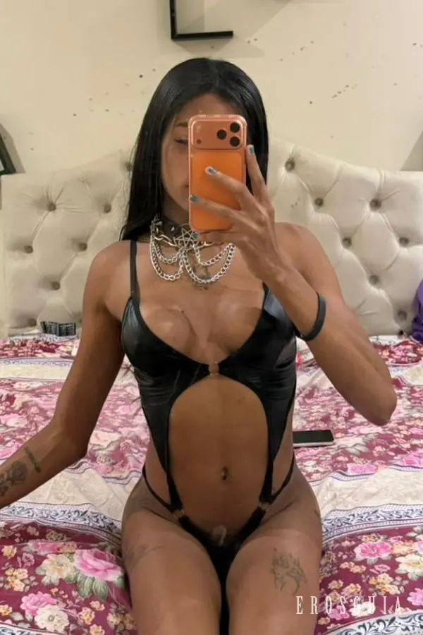 stories-slider-content