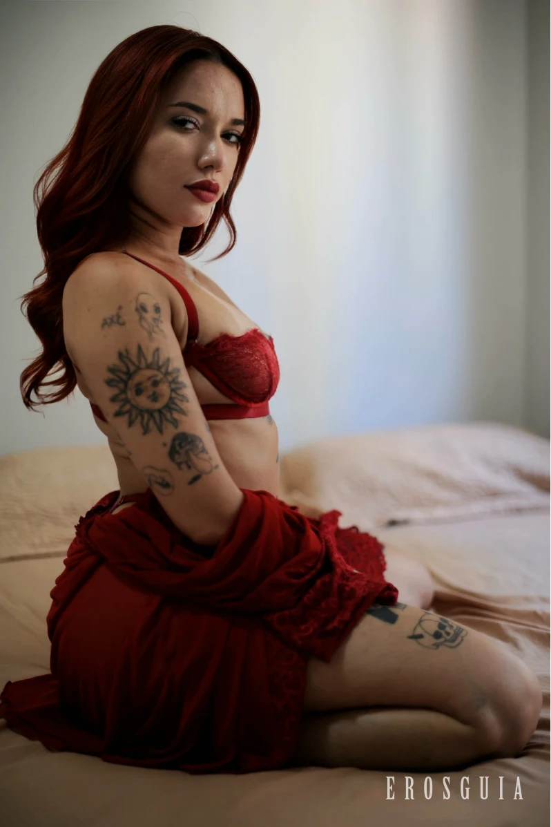 stories-slider-content