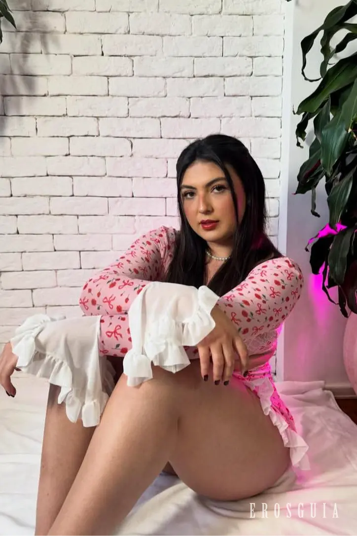 stories-slider-content