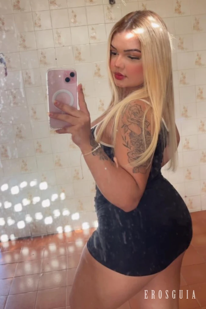 stories-slider-content