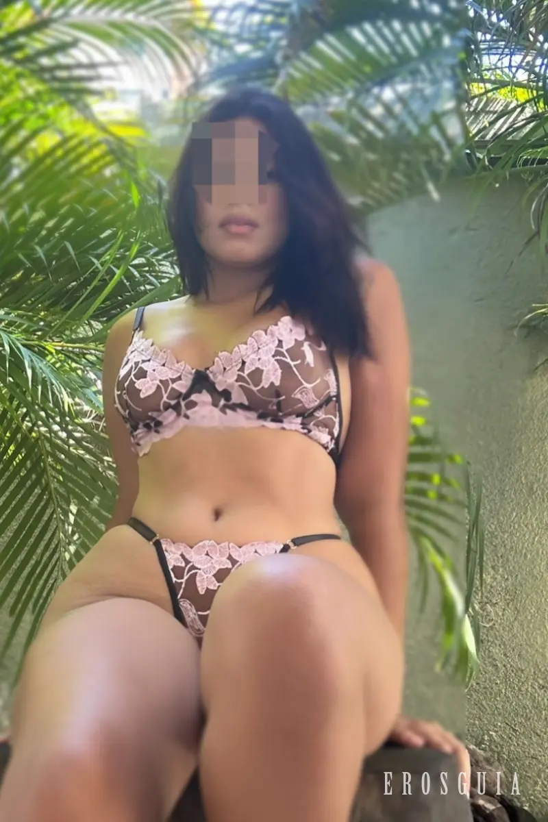 stories-slider-content