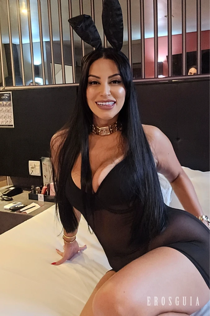 stories-slider-content