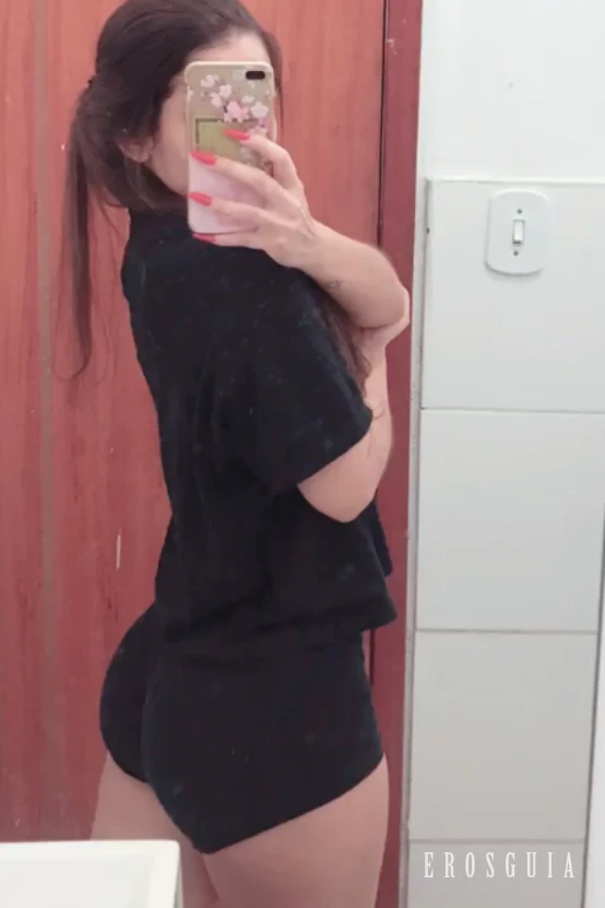 stories-slider-content