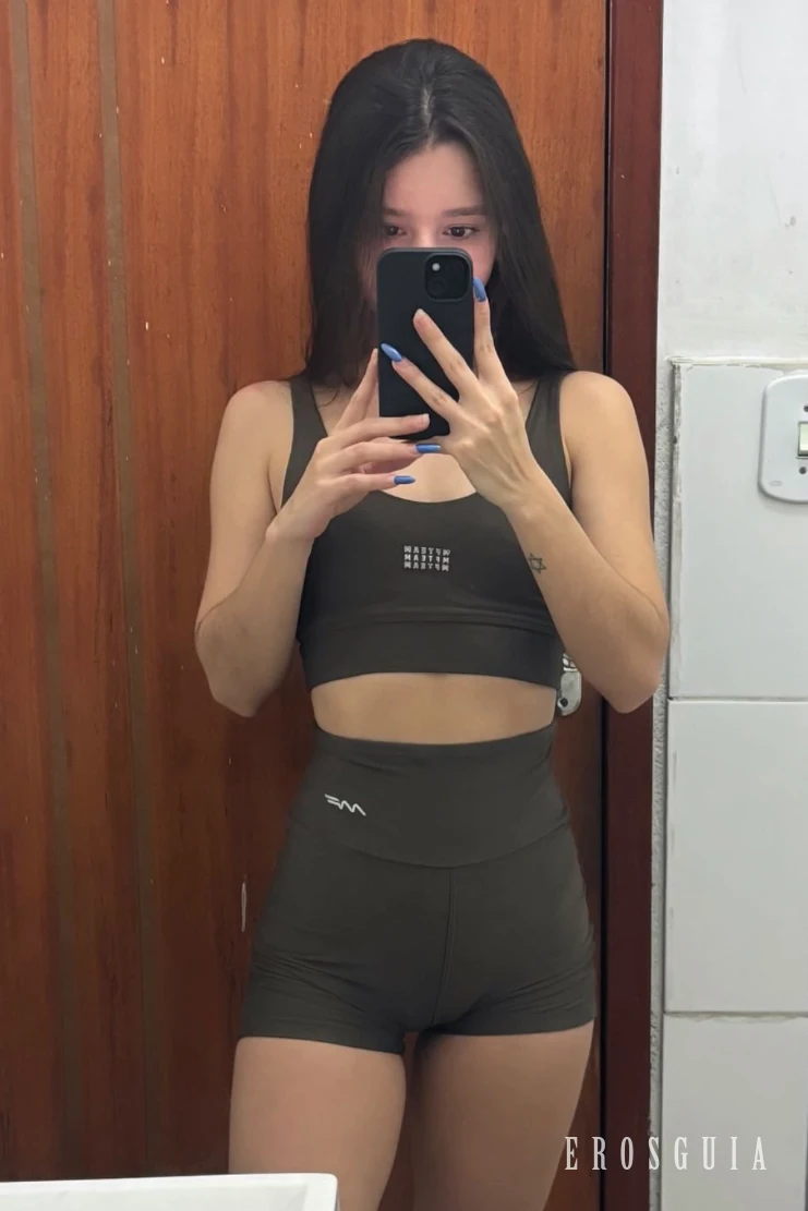 stories-slider-content