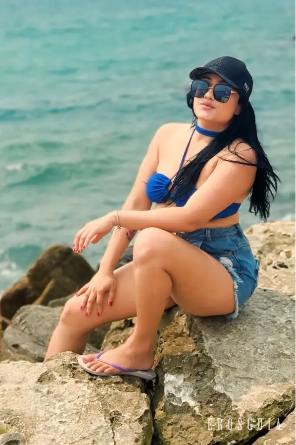 stories-slider-content