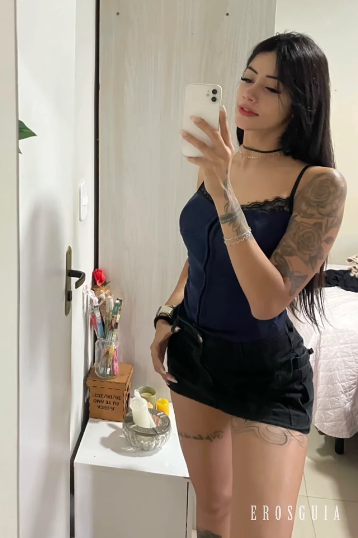 stories-slider-content