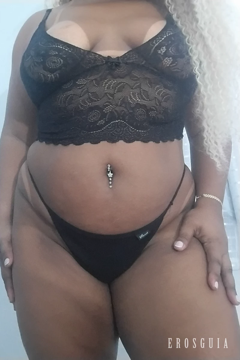 stories-slider-content