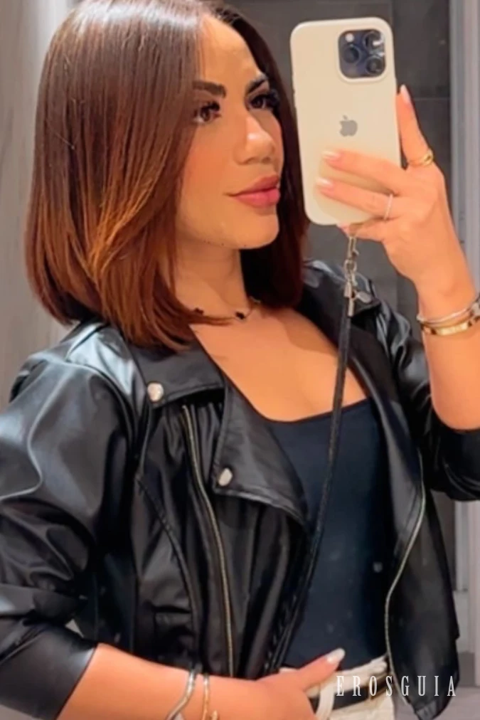 stories-slider-content