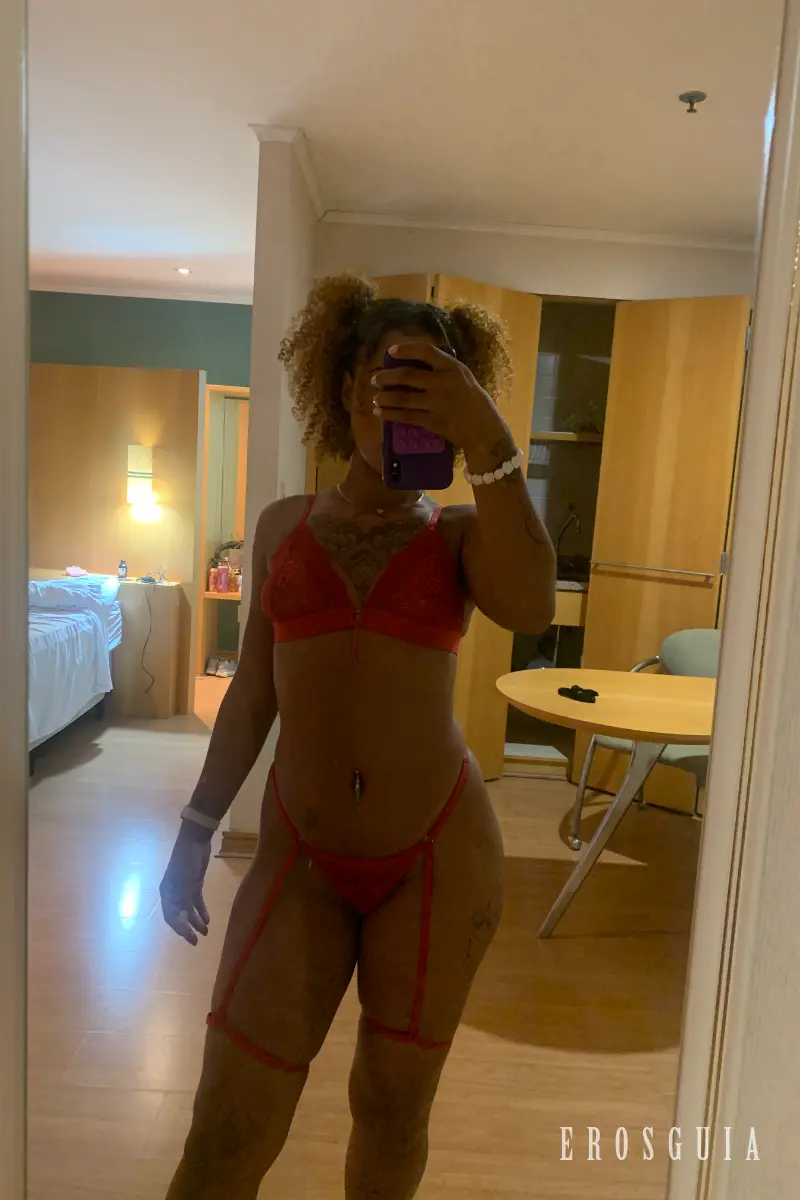 stories-slider-content