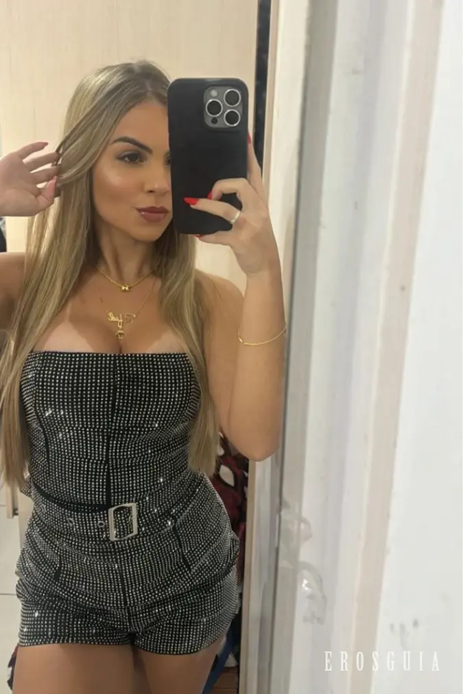 stories-slider-content