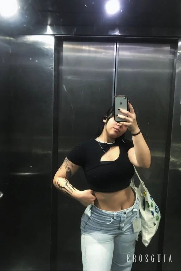 stories-slider-content