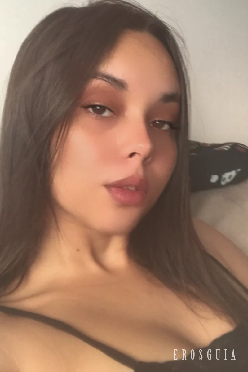 stories-slider-content