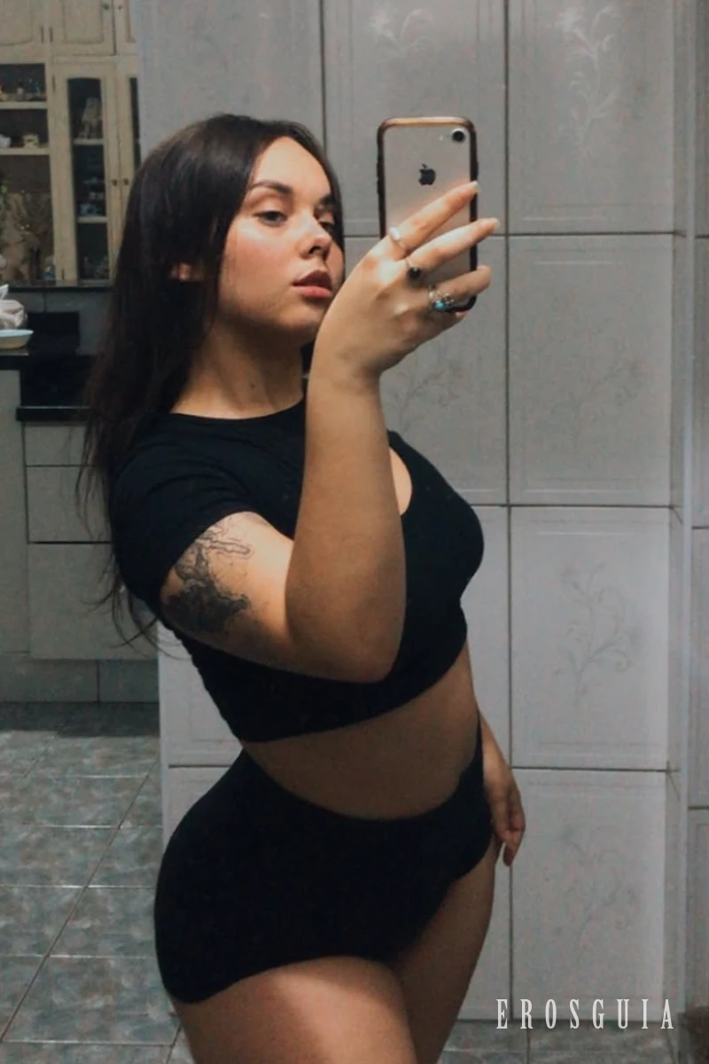 stories-slider-content