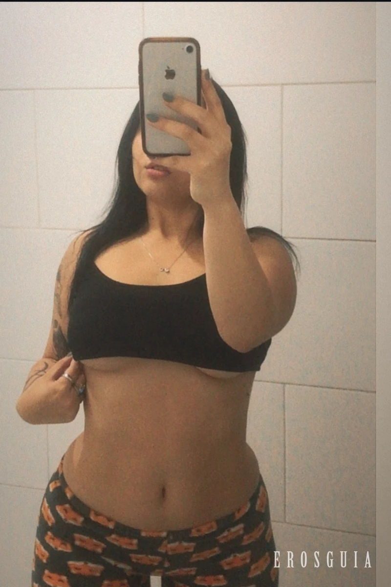 stories-slider-content