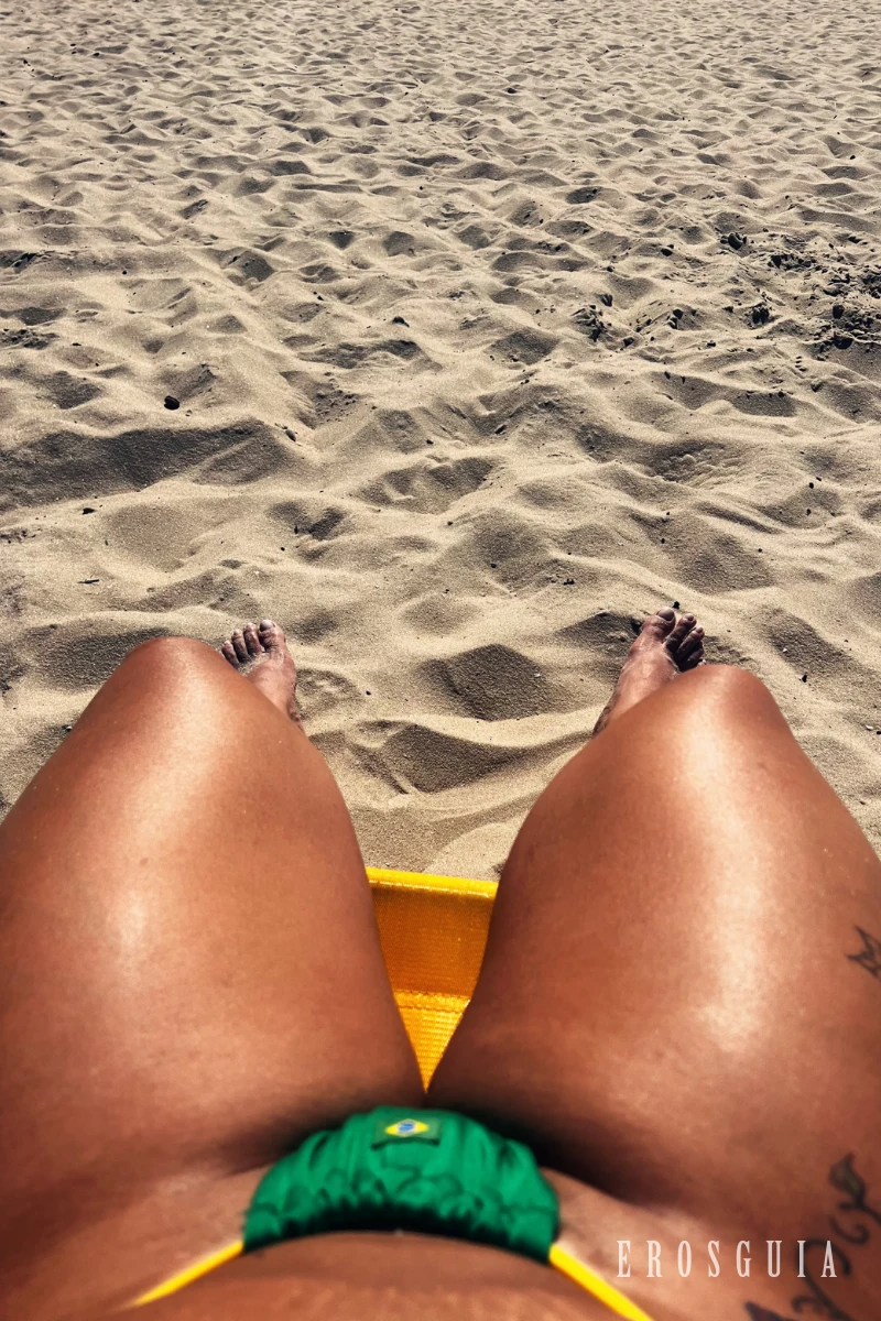 stories-slider-content