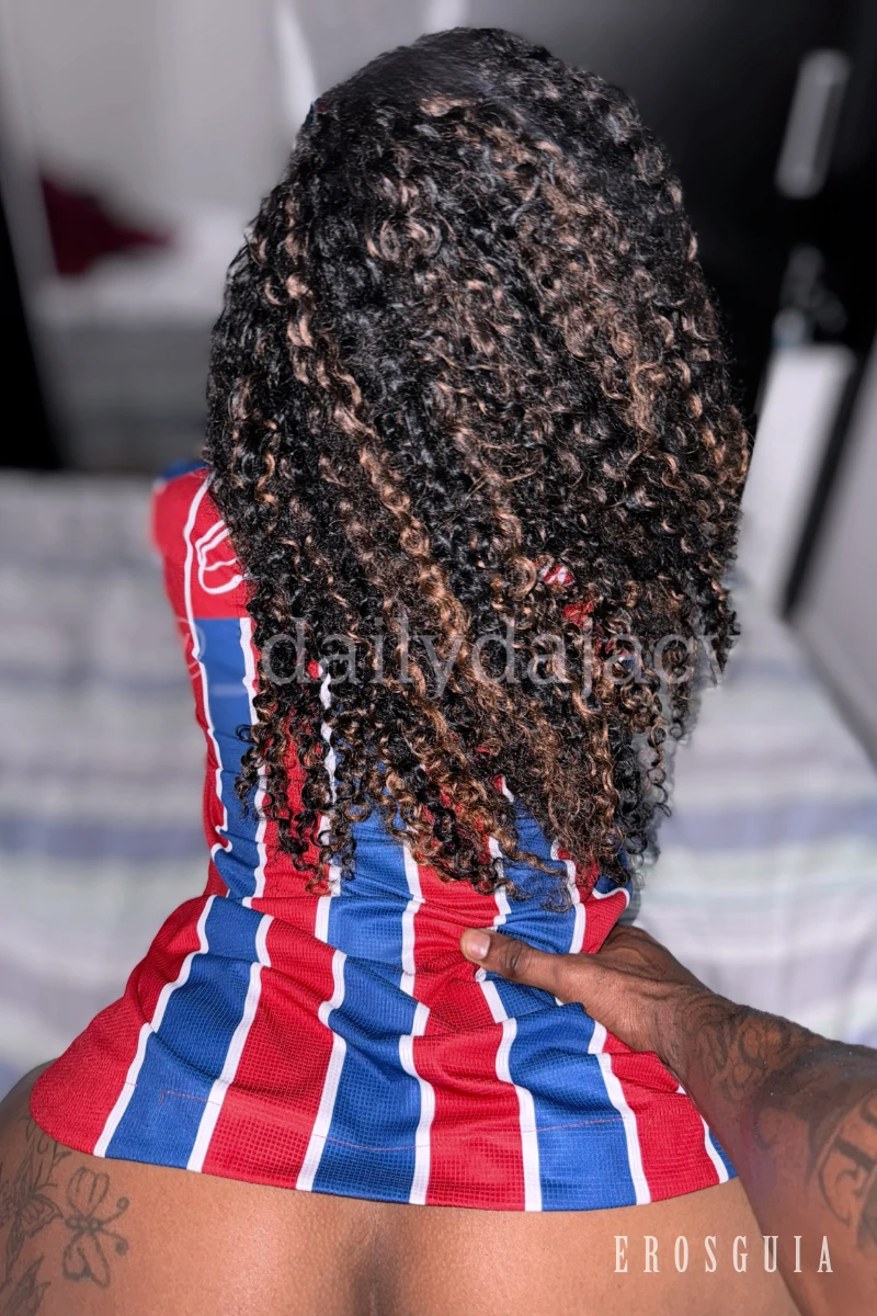 stories-slider-content