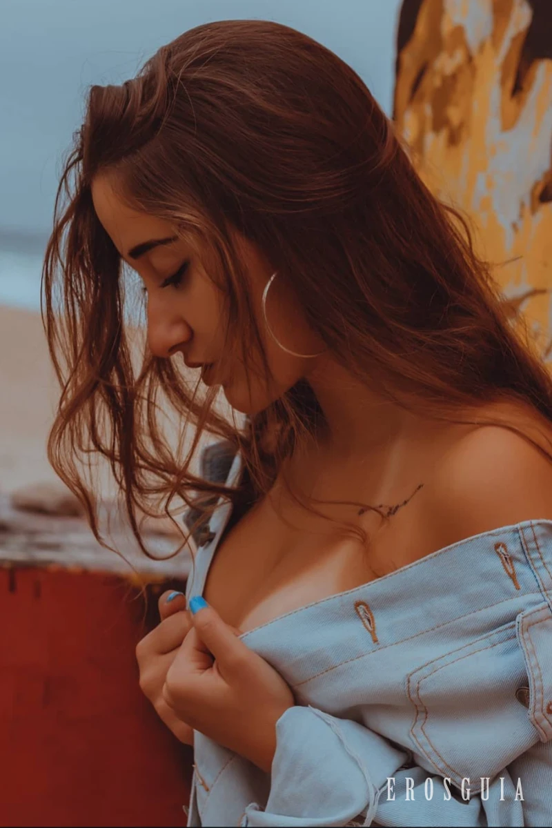 stories-slider-content