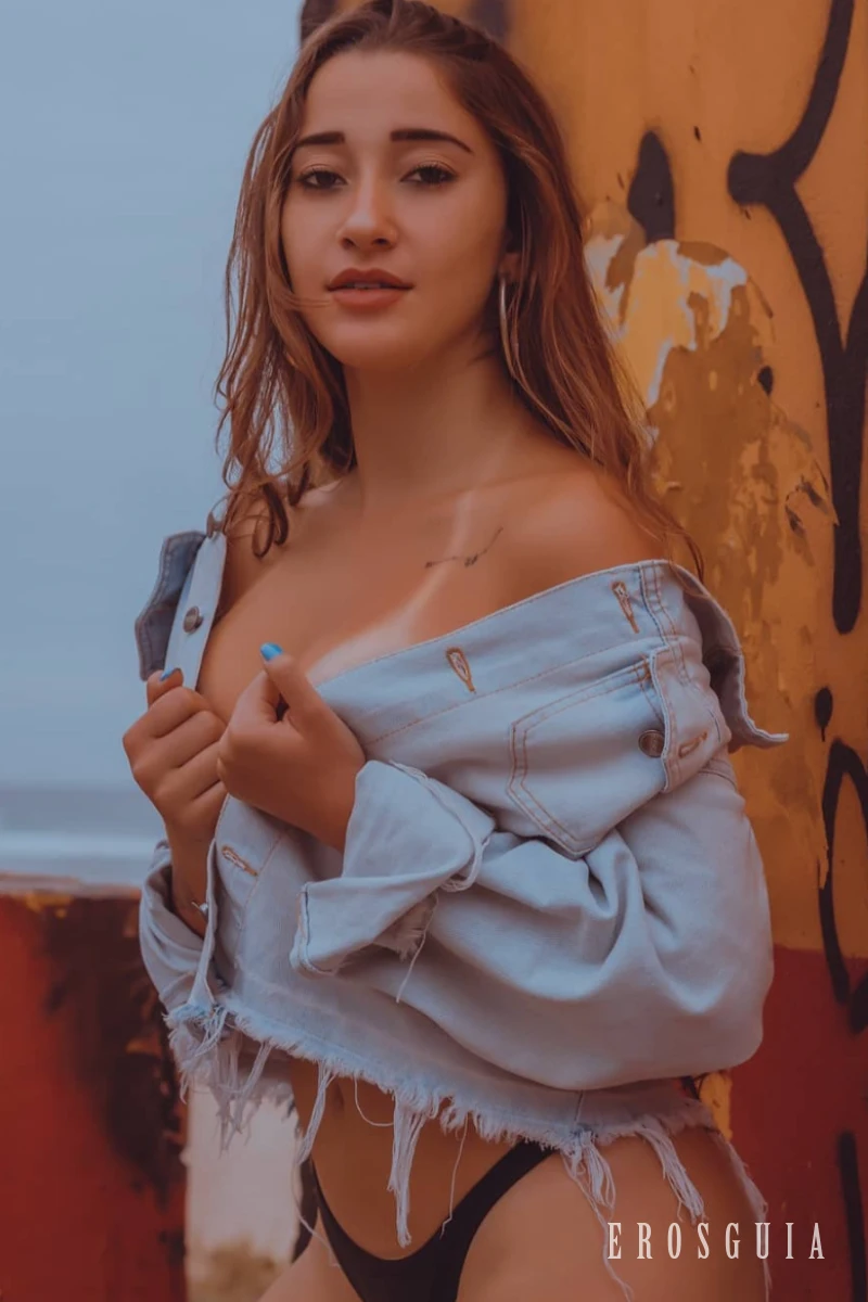 stories-slider-content