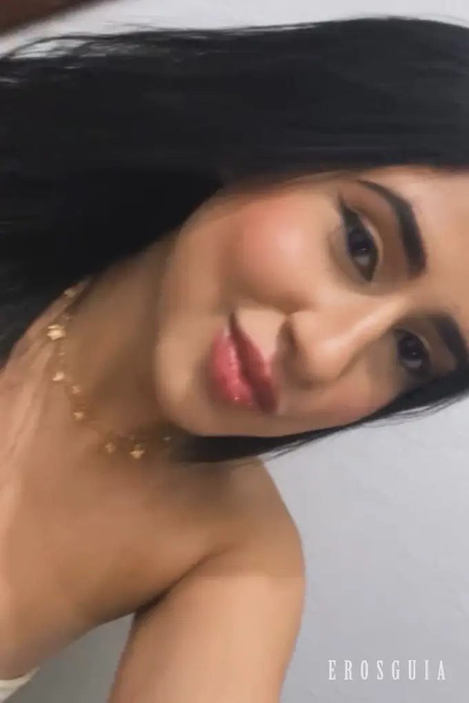 stories-slider-content