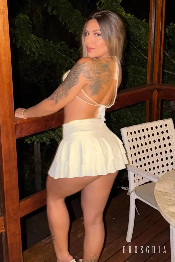 stories-slider-content