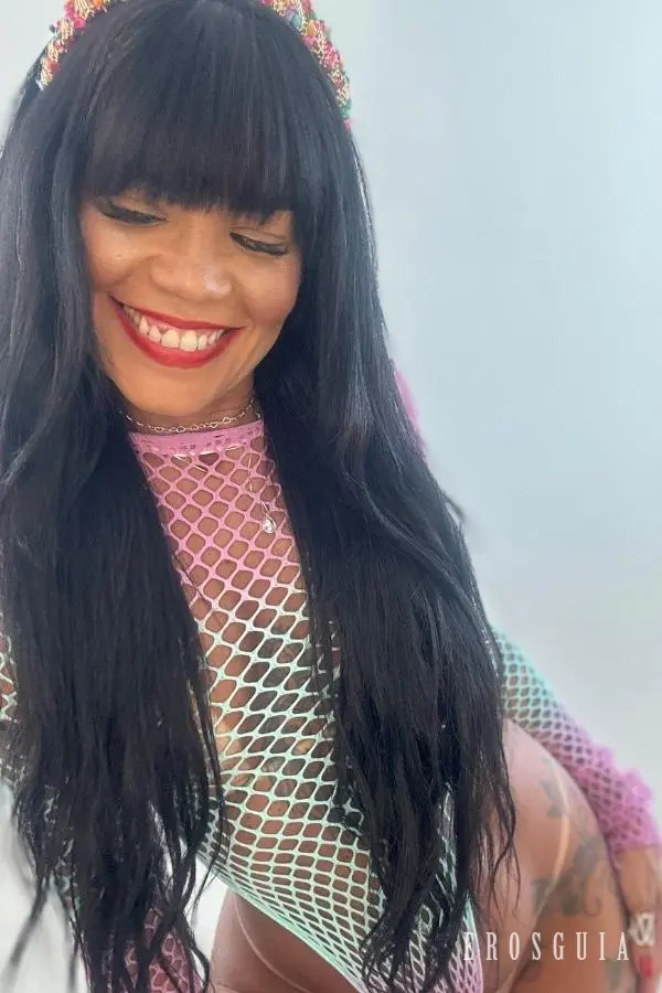 stories-slider-content