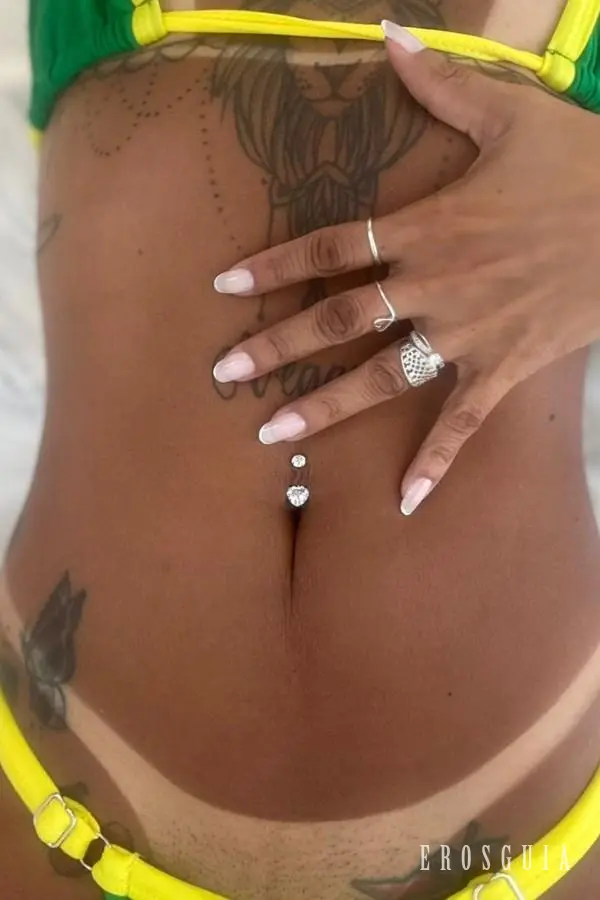 stories-slider-content