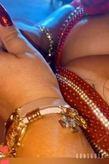 stories-slider-content