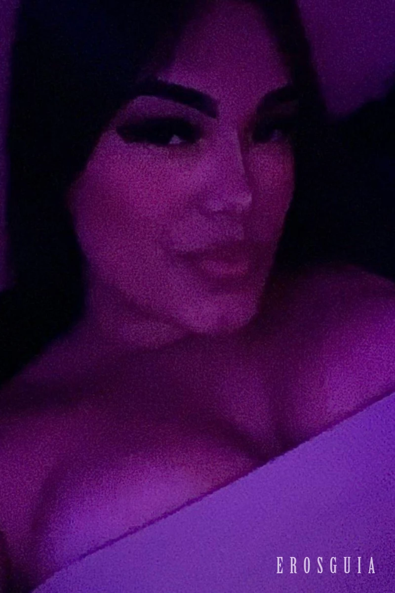 stories-slider-content