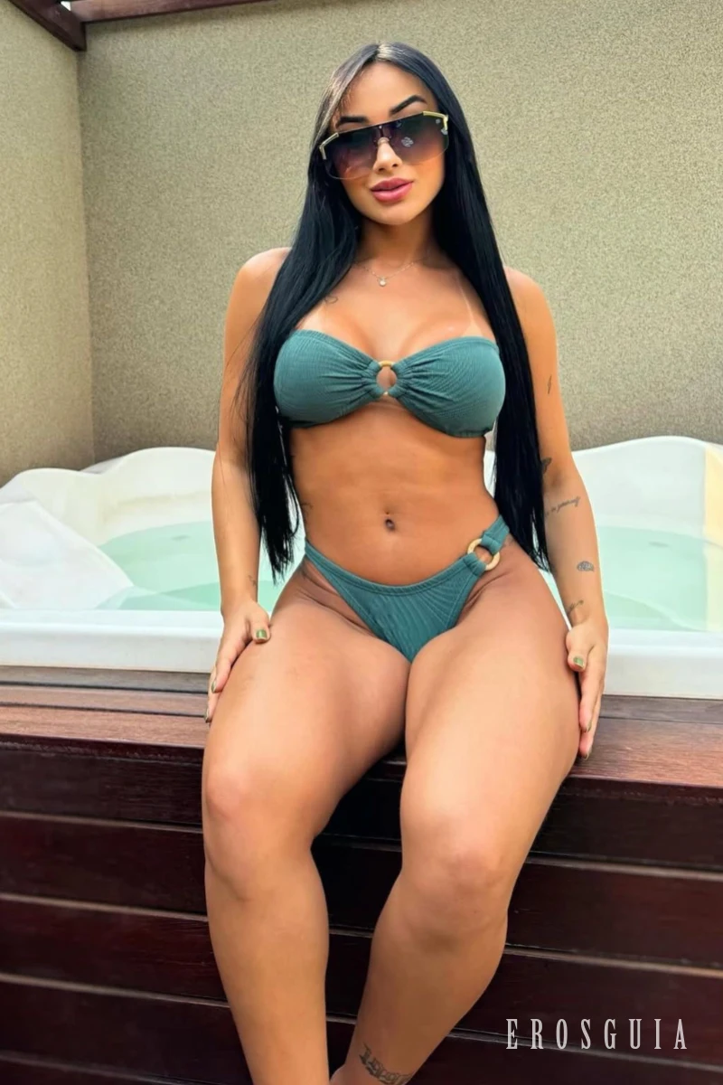 stories-slider-content