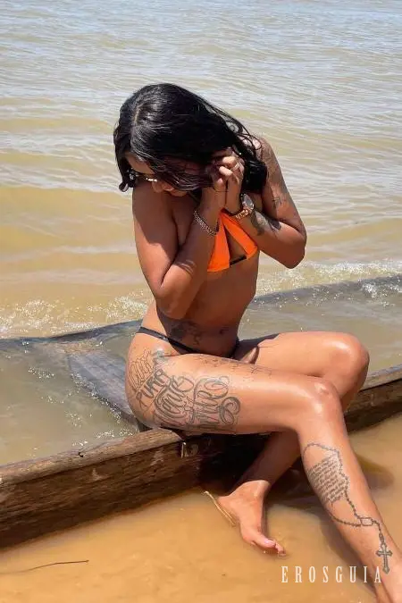 stories-slider-content