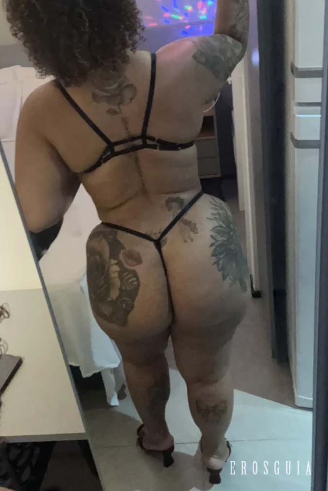 stories-slider-content