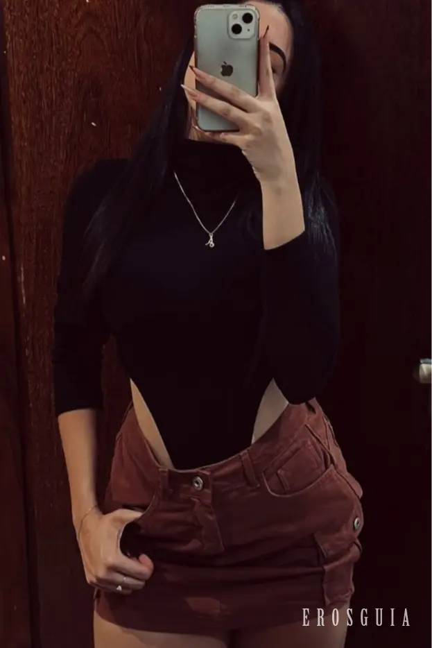 stories-slider-content