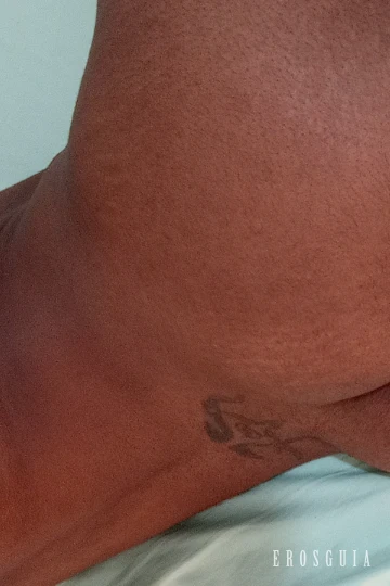 stories-slider-content