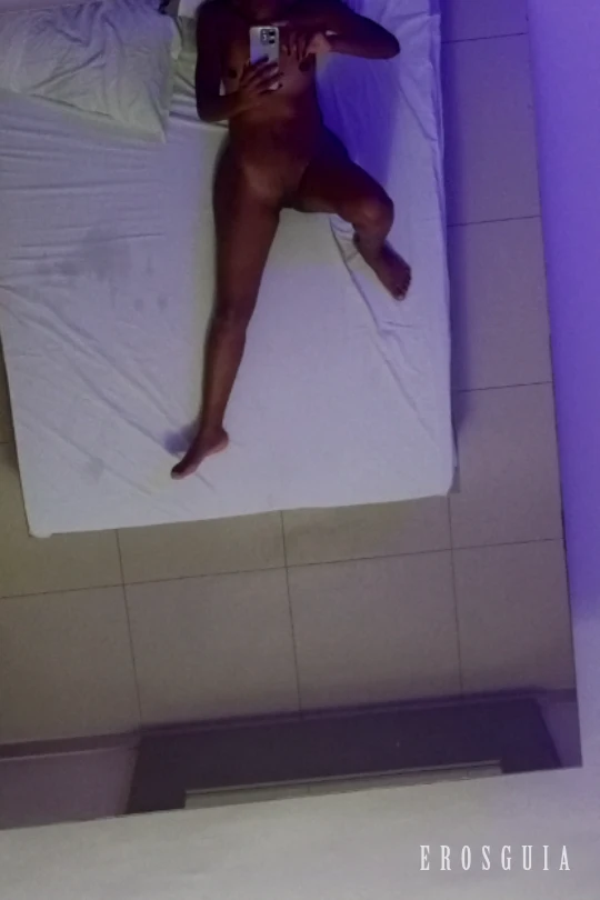 stories-slider-content