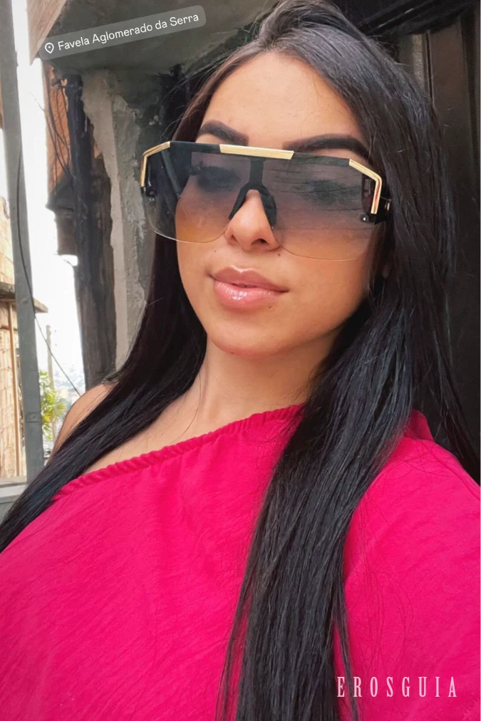 stories-slider-content