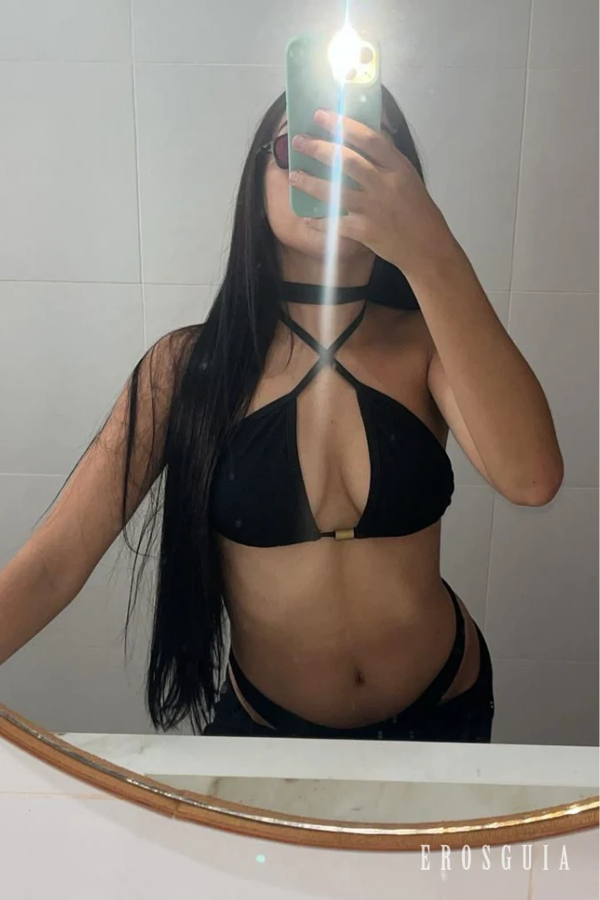 stories-slider-content