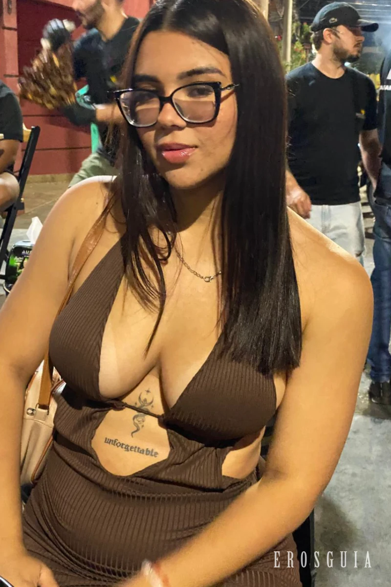 stories-slider-content