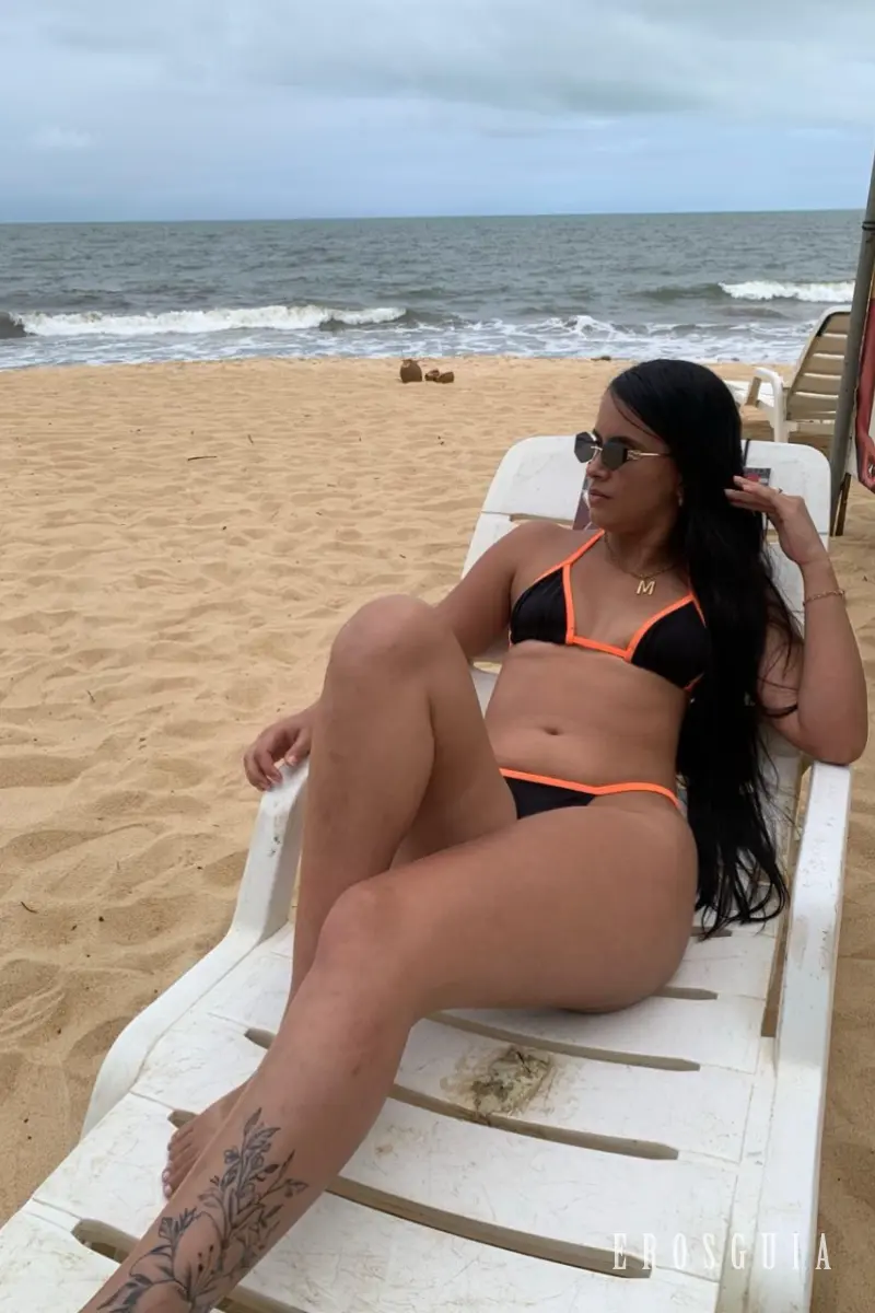 stories-slider-content