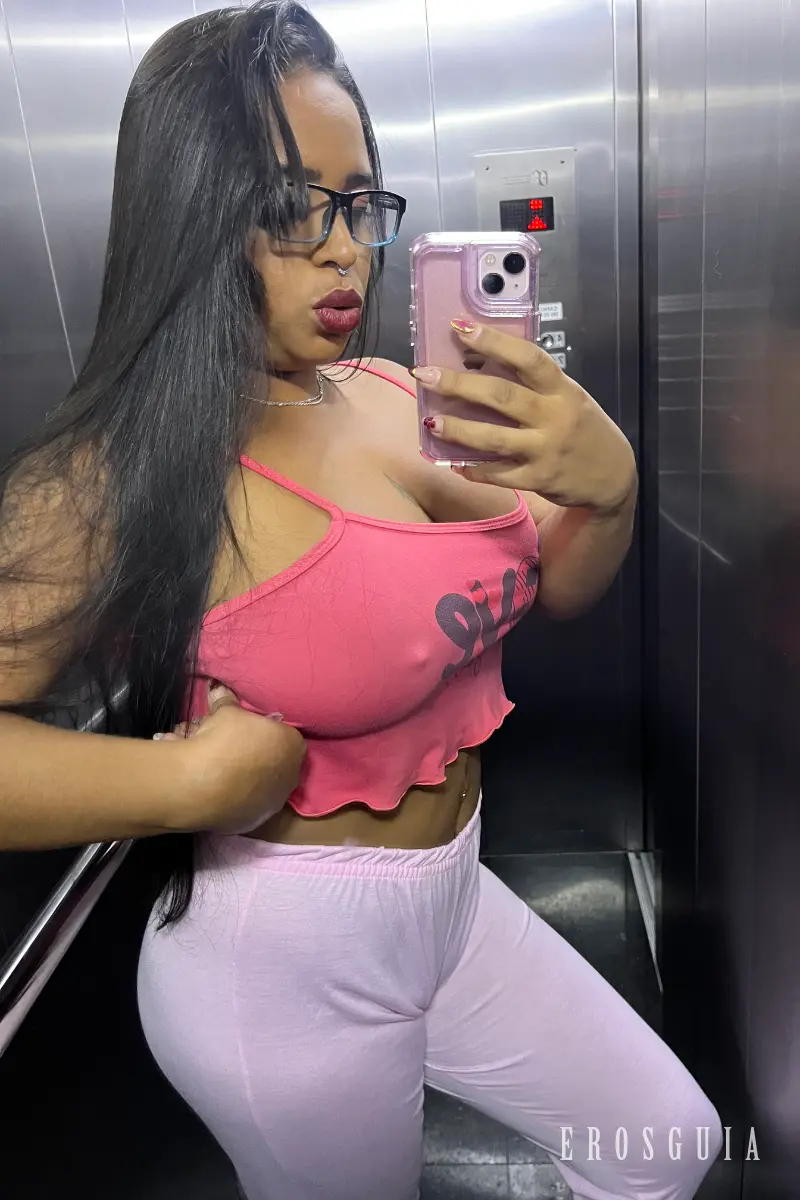 stories-slider-content