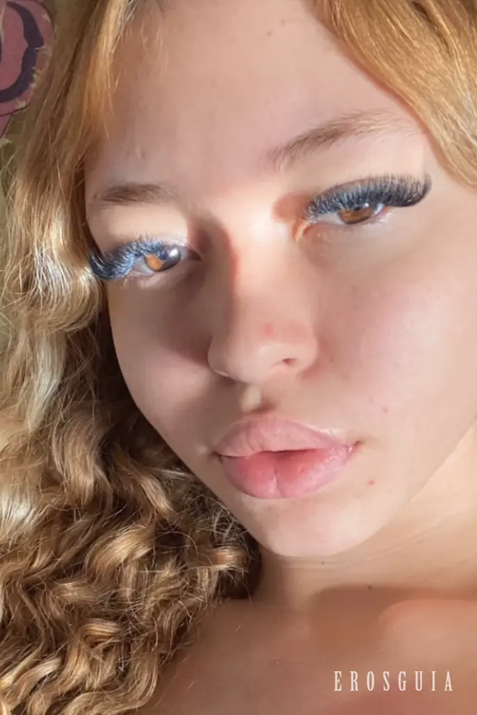 stories-slider-content