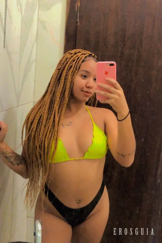 stories-slider-content