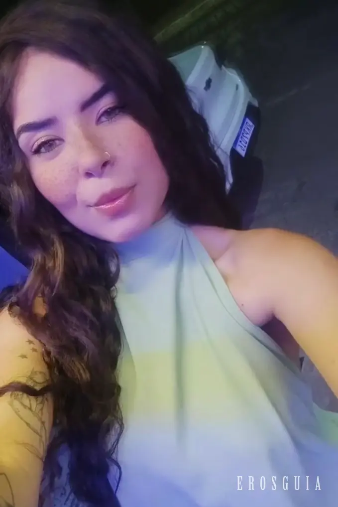 stories-slider-content