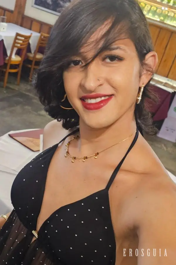 stories-slider-content