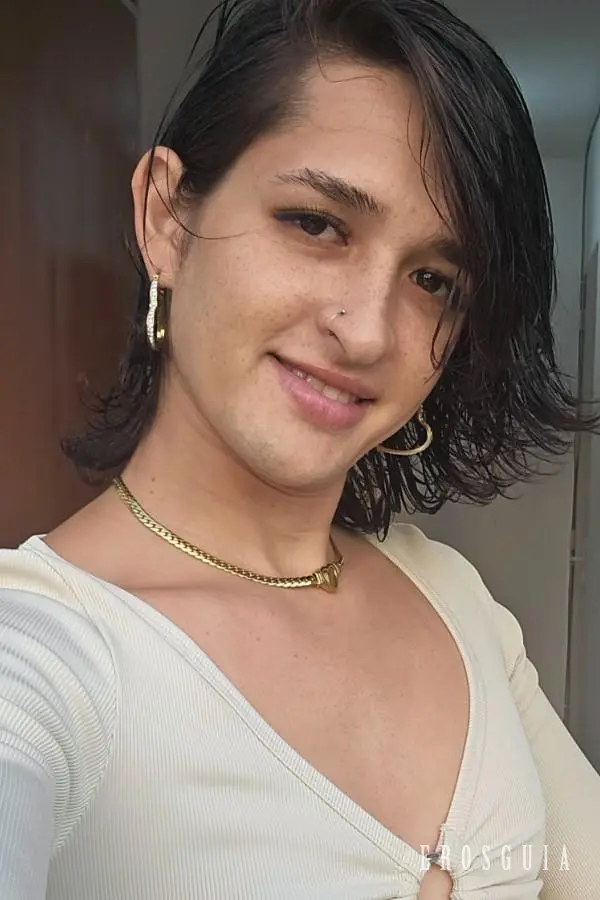 stories-slider-content